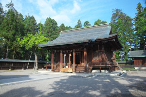 上杉神社本殿