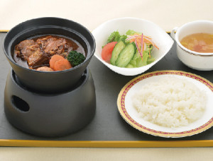 シェフ自慢釜入りビーフシチュー