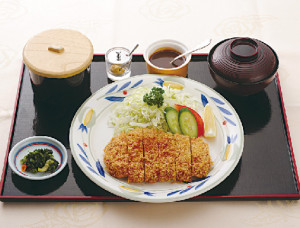 米澤豚一番育ちロースカツ膳