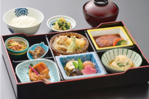 松花堂弁当